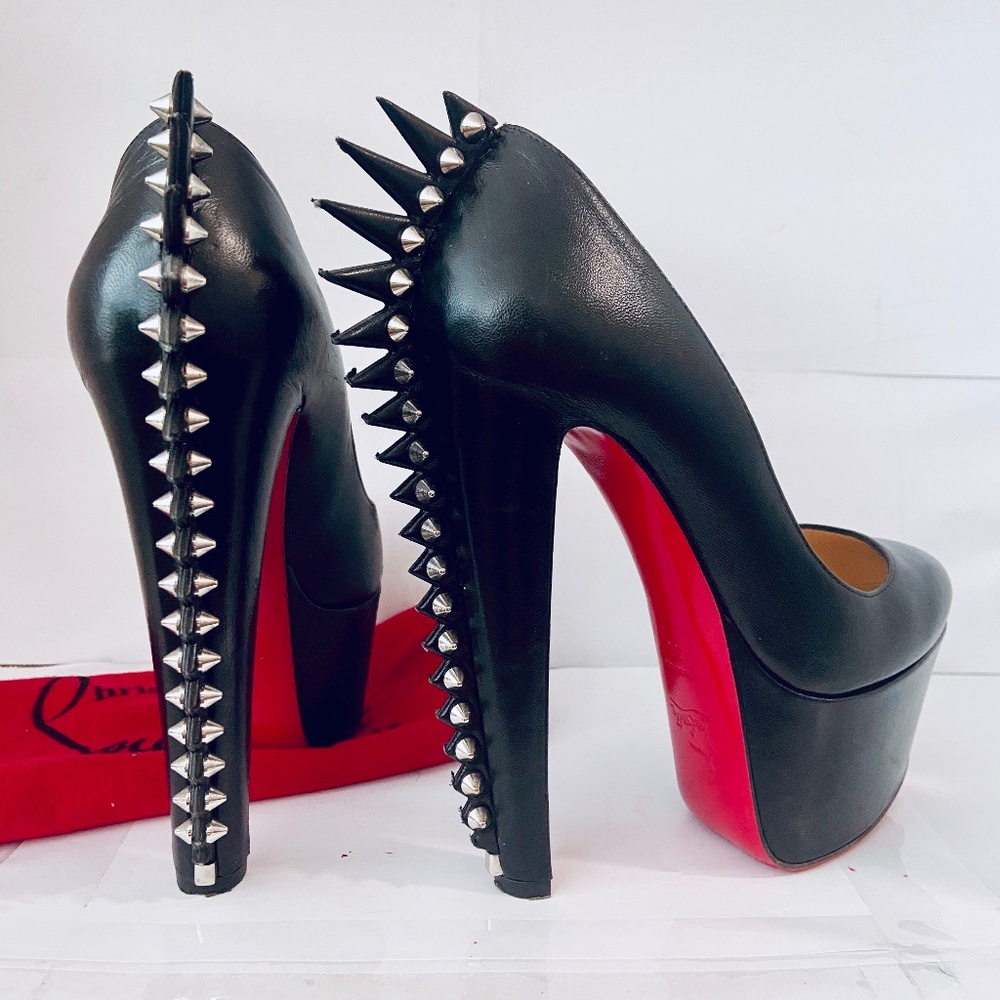 ❌SOLD❌Louboutin ELECTROPUMP 160 Black Spiked Pump - Picture 1 of 8